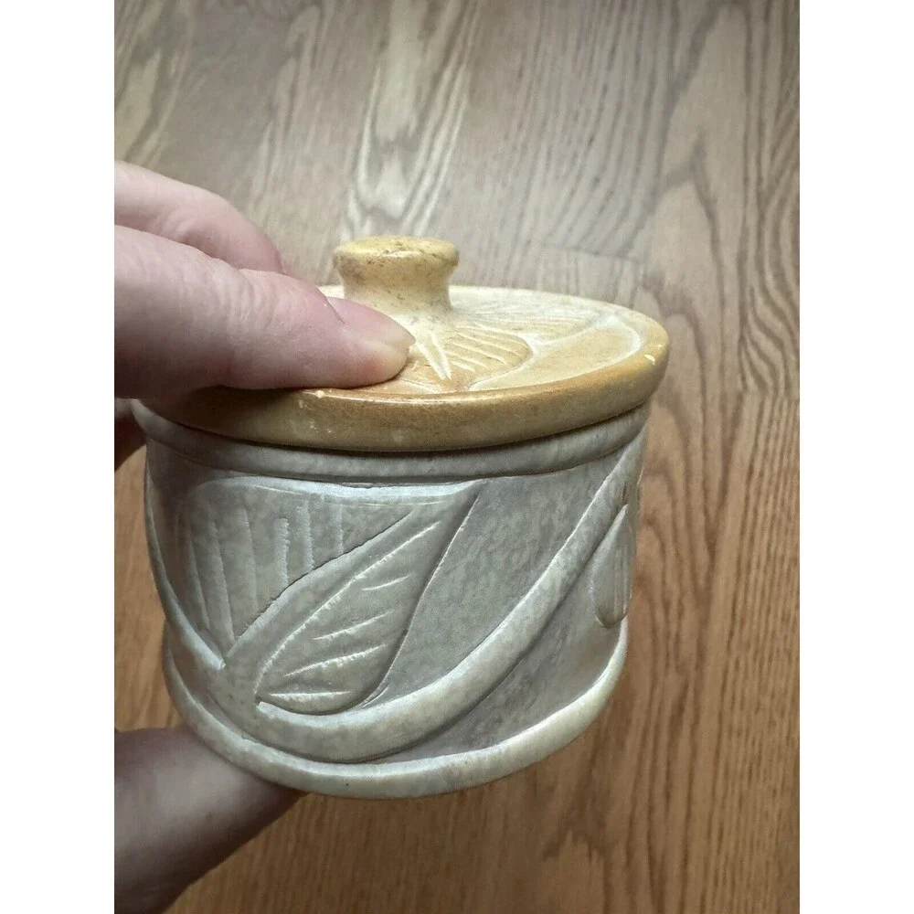 Unbranded soapstone trinket